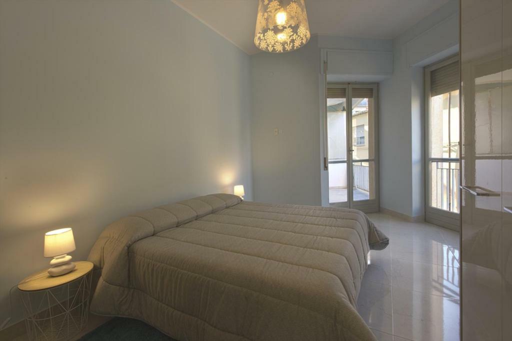 Апартаменты Casa Bella - 3 Baths - Walk To Ortigia Сиракузы Экстерьер фото